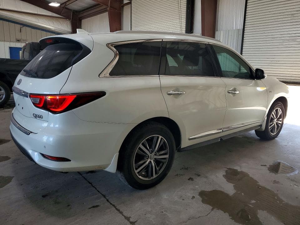 2017 INFINITI QX60 BASE 3