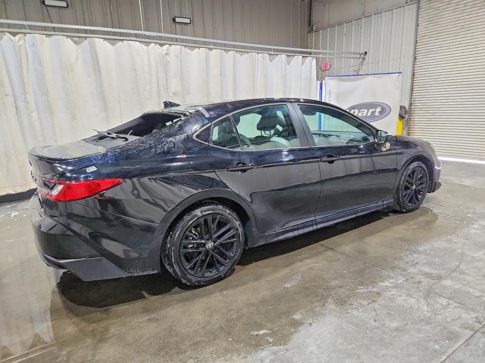 2026 TOYOTA CAMRY SE 3