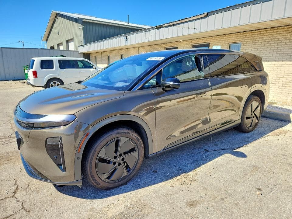 2026 LUCID MOTORS GRAVITY GRAND TOURING
