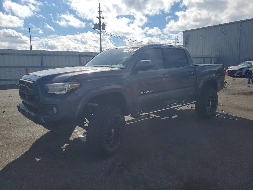 2018 TOYOTA TACOMA SR5 V6