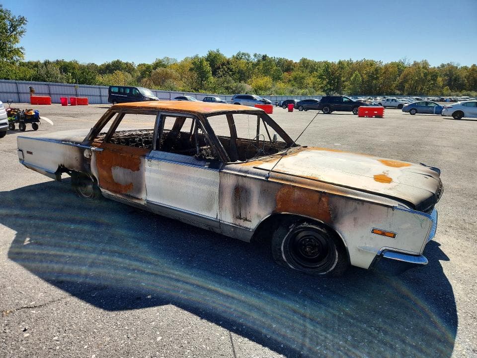 1966 CHRYSLER NEW YORKER 4