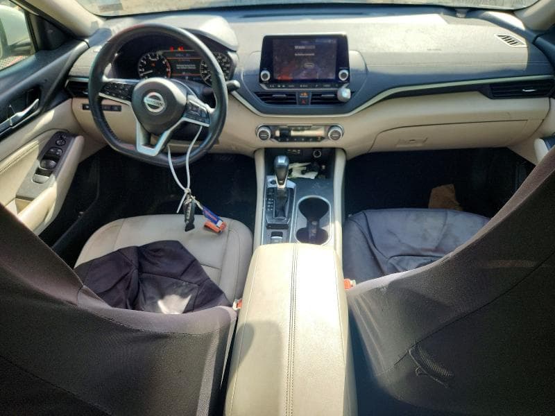 2019 NISSAN ALTIMA SV 8