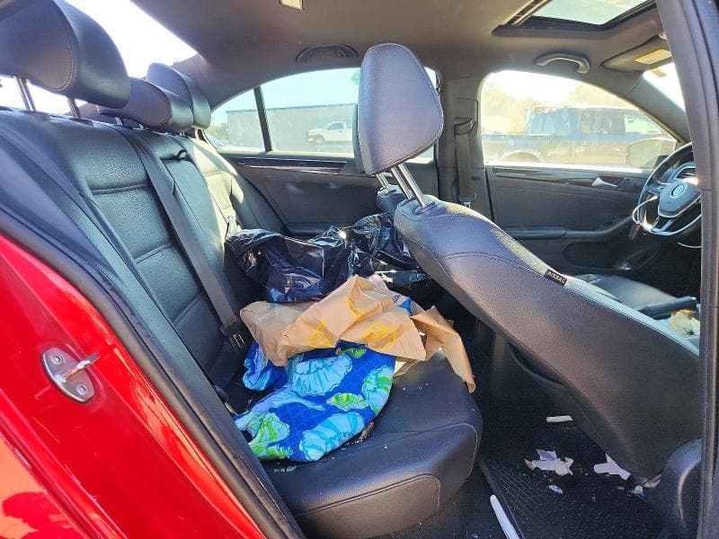 2018 VOLKSWAGEN JETTA SPORT 10