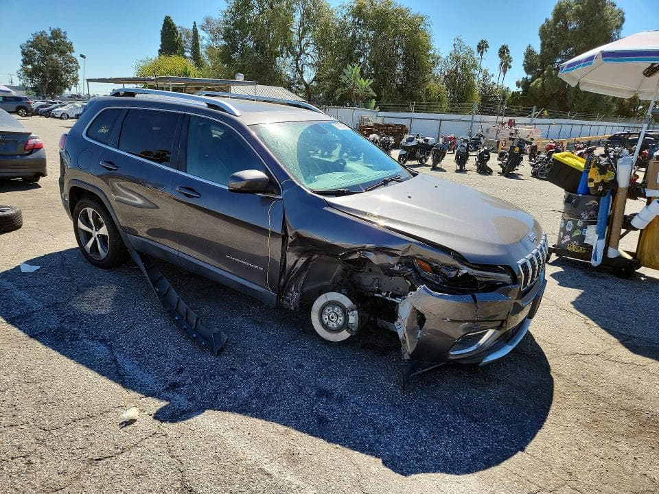 2019 JEEP CHEROKEE LIMITED 4