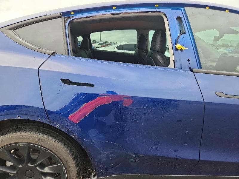 2021 TESLA MODEL Y 10