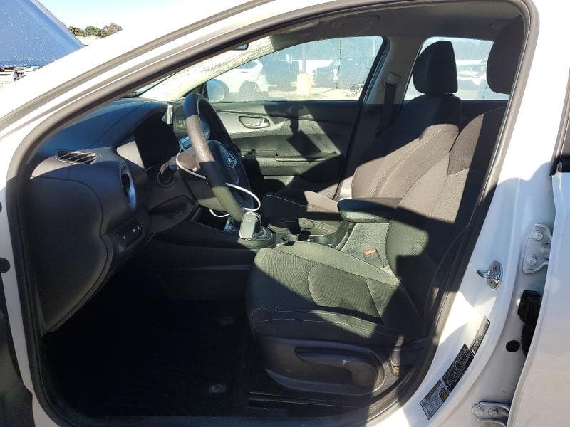 2019 KIA FORTE FE 7