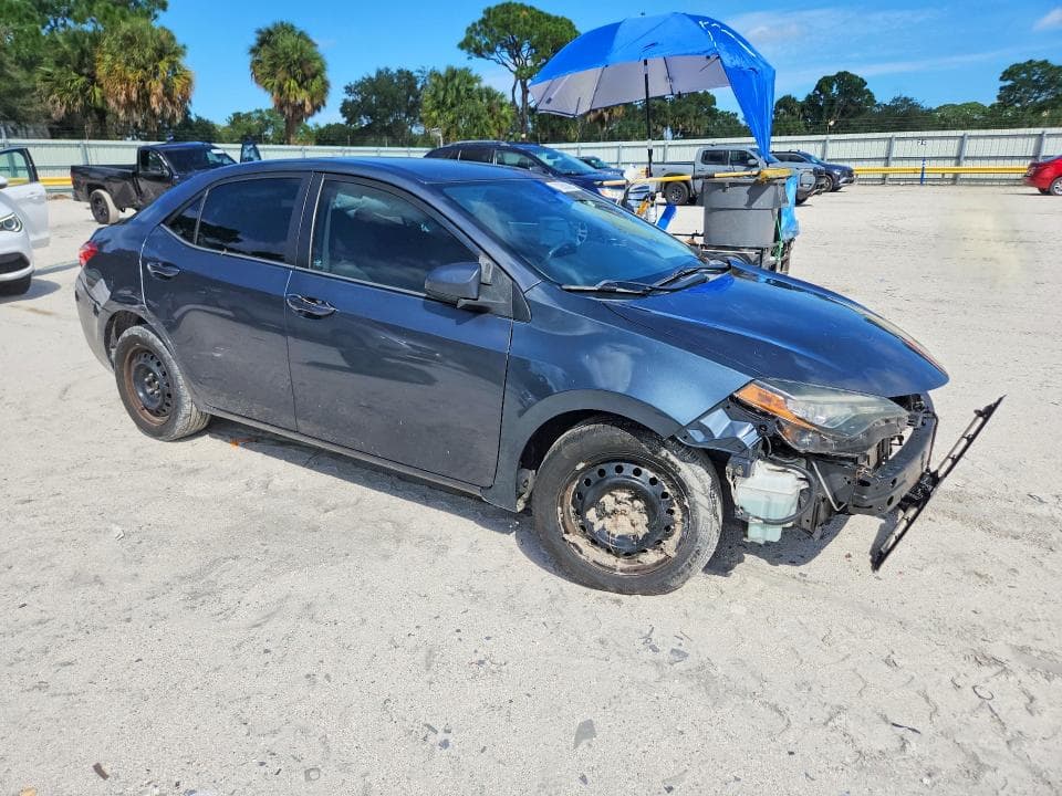 2017 TOYOTA COROLLA LE 4