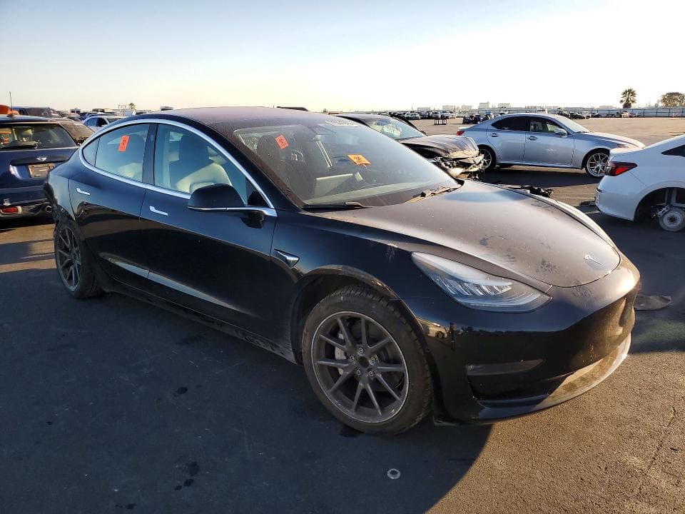 2019 TESLA MODEL 3 4