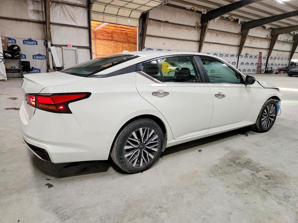 2025 NISSAN ALTIMA SV 3