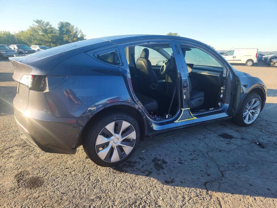 2023 TESLA MODEL Y 3