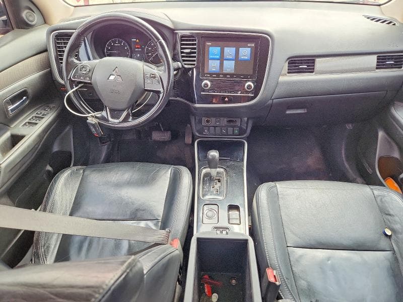 2020 MITSUBISHI OUTLANDER SE 8