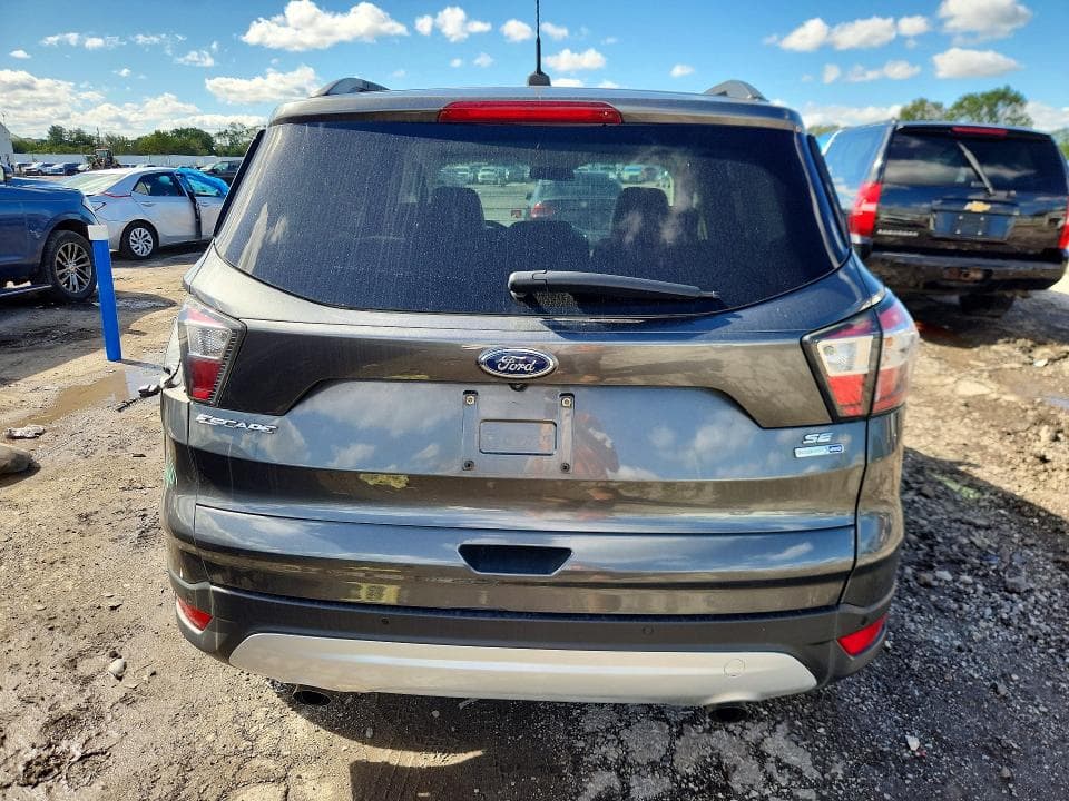 2017 FORD ESCAPE SE 6