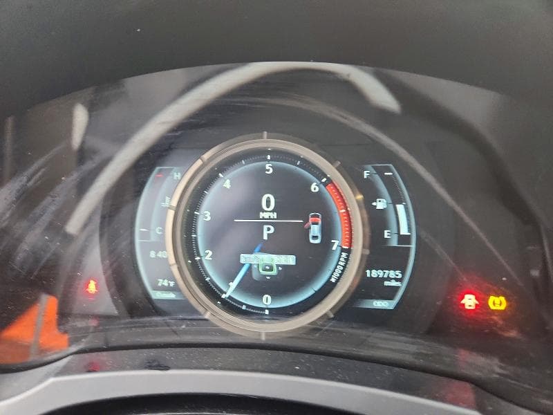 2017 LEXUS IS 200T 9