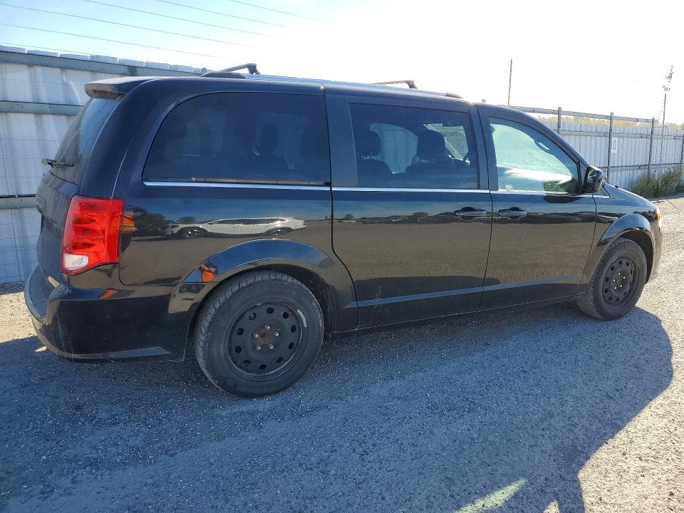 2018 DODGE GRAND CARAVAN SE 3