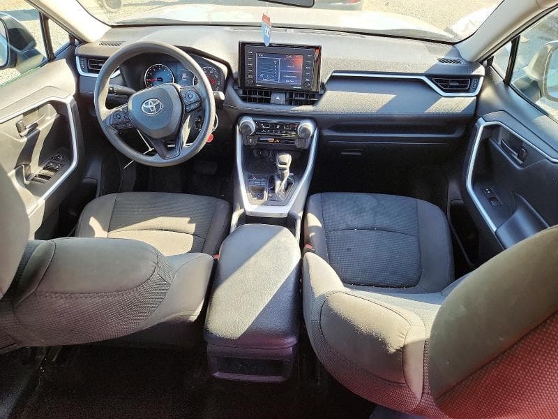 2020 TOYOTA RAV4 LE 8