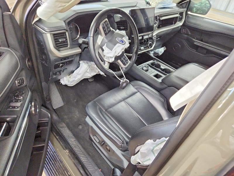 2024 FORD EXPEDITION XLT 8