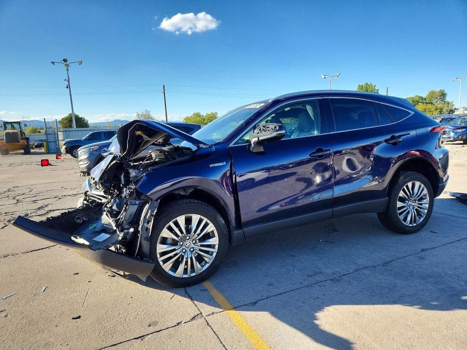 2021 TOYOTA VENZA XLE