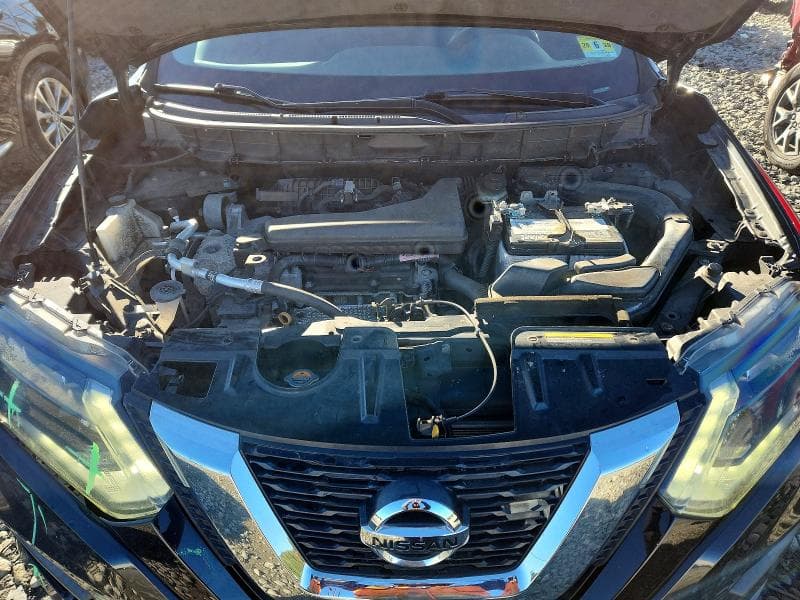 2017 NISSAN ROGUE SV 11