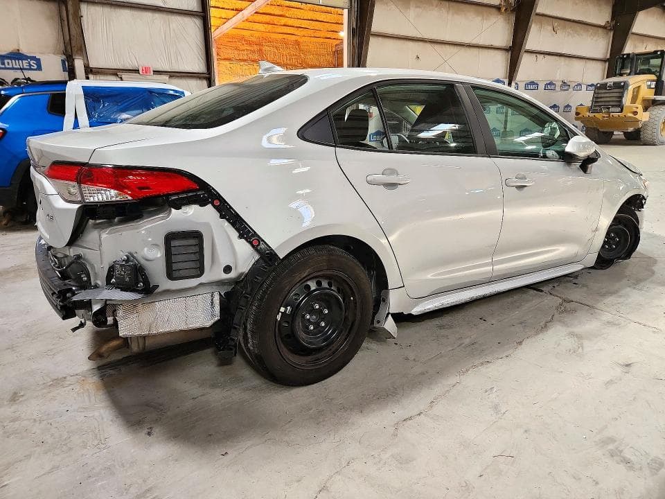 2026 TOYOTA COROLLA LE 3
