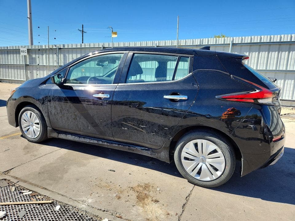 2025 NISSAN LEAF S 2