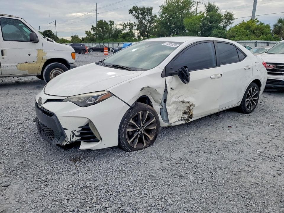 2017 TOYOTA COROLLA SE - 1