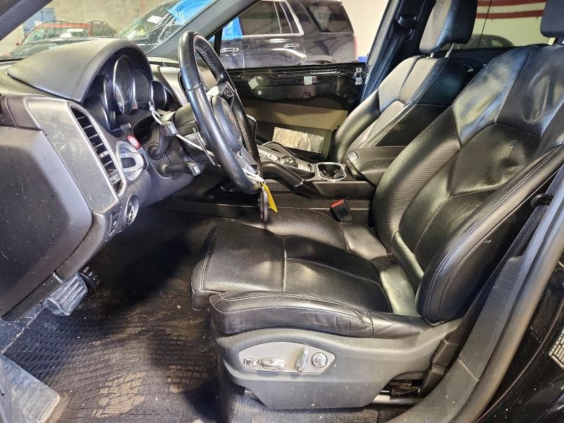 2018 PORSCHE CAYENNE 7