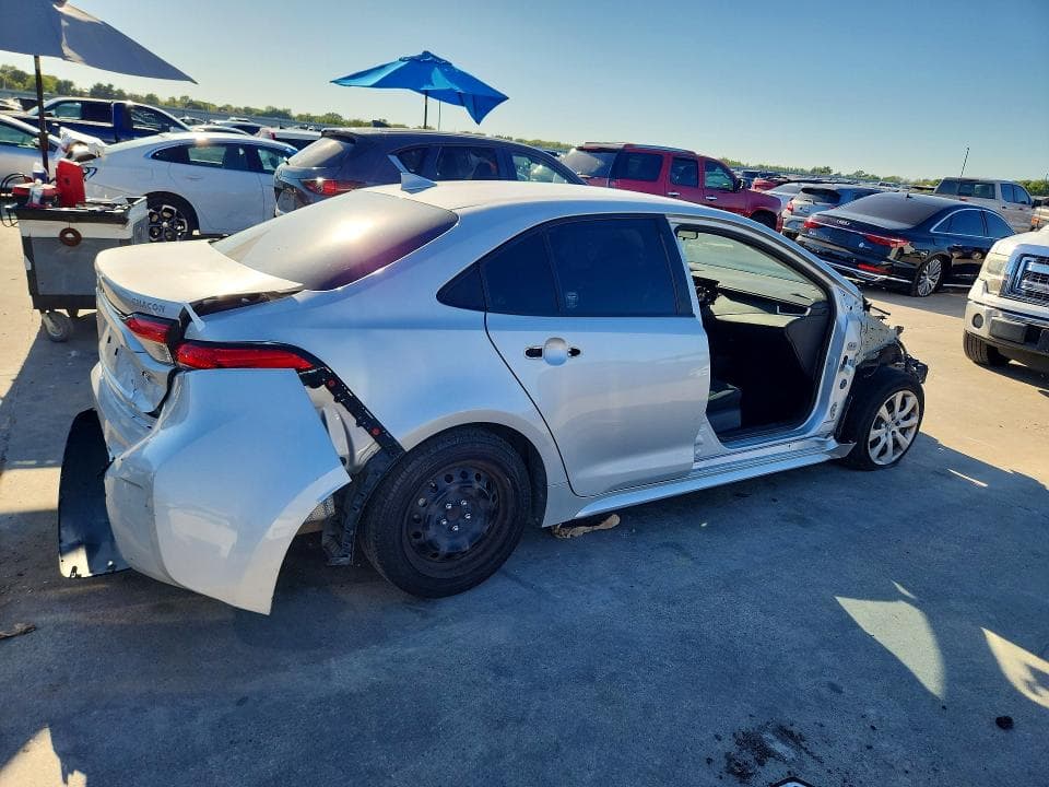 2021 TOYOTA COROLLA LE 3