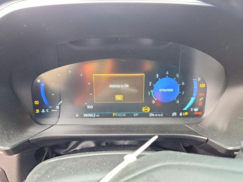 2020 FORD ESCAPE TITANIUM 9