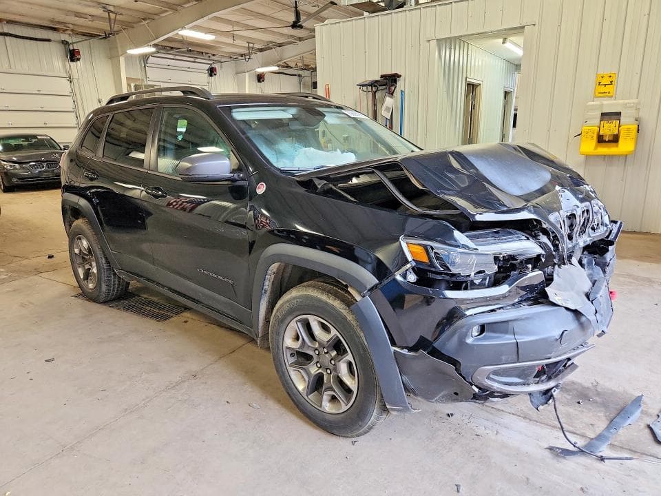 2019 JEEP CHEROKEE TRAILHAWK 4