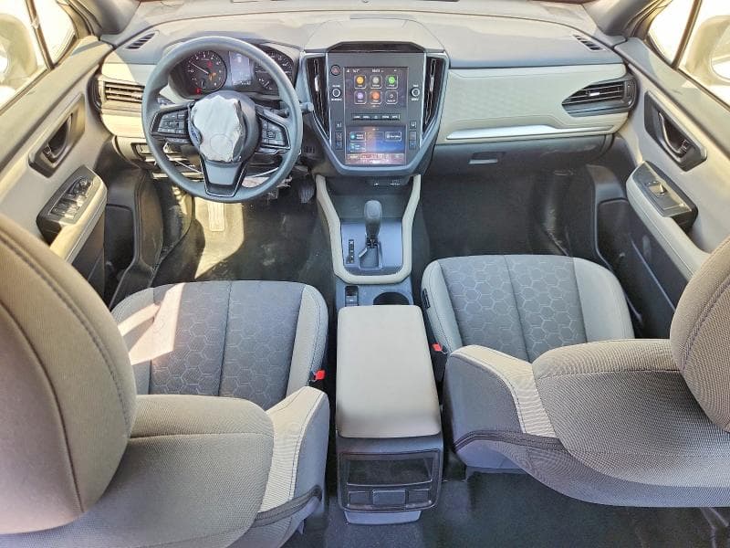 2025 SUBARU FORESTER 8