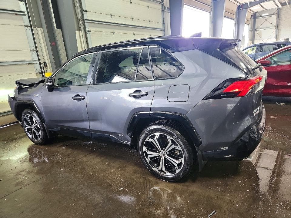 2024 TOYOTA RAV4 PRIME XSE 2