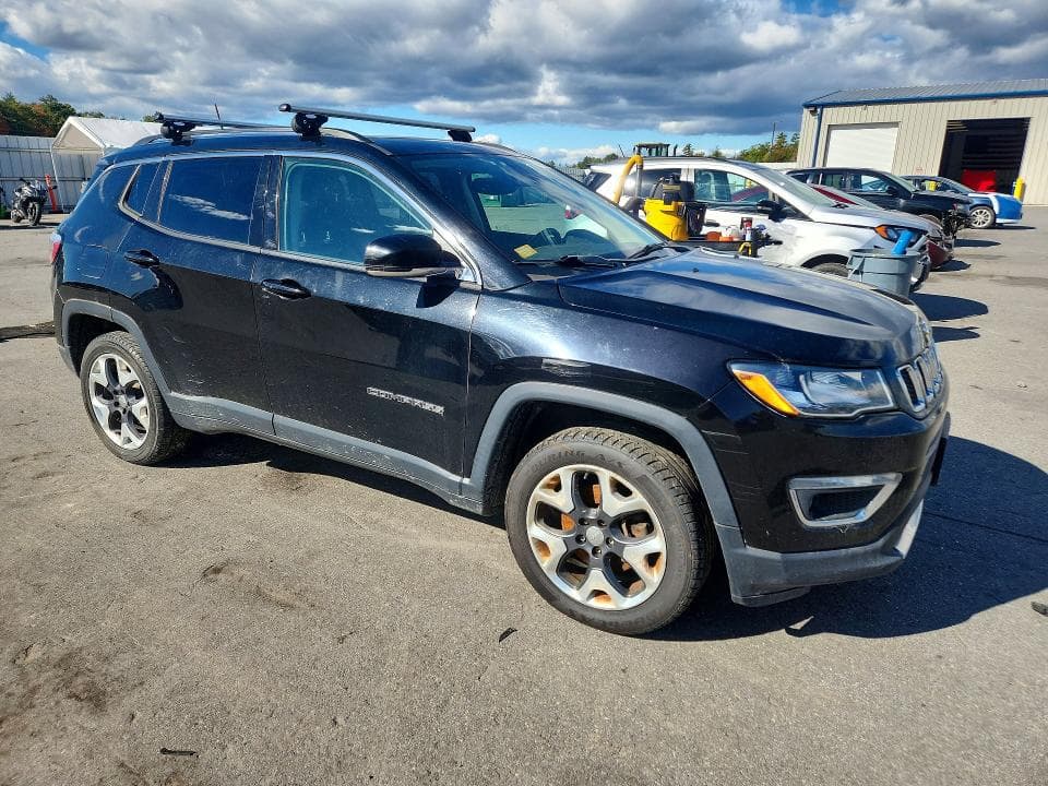 2017 JEEP COMPASS 4