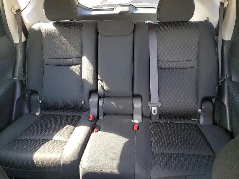 2019 NISSAN ROGUE SV 10