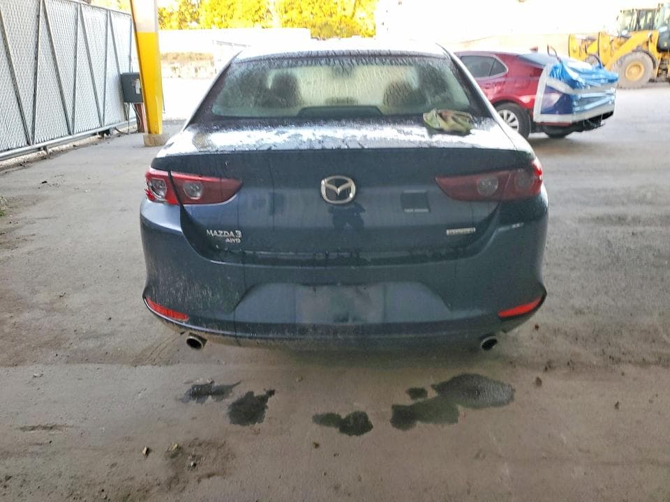 2021 MAZDA 3 6