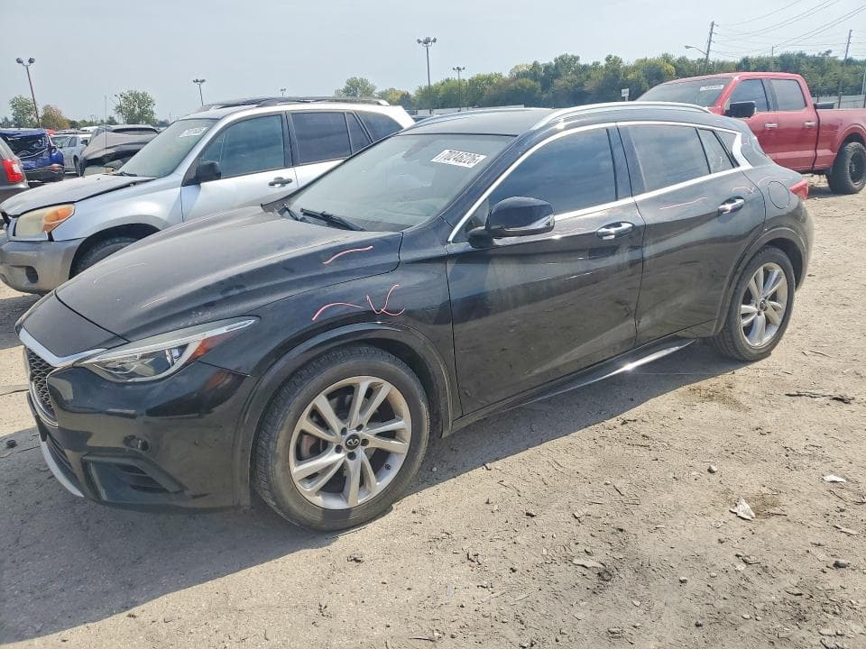 2019 INFINITI QX30 LUXE
