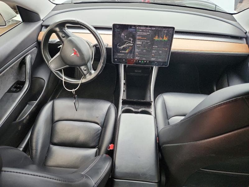 2018 TESLA MODEL 3 8
