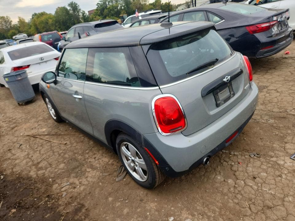 2018 MINI COOPER 2