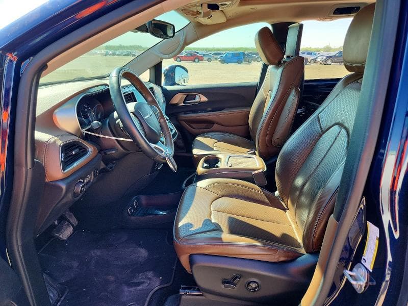 2018 CHRYSLER PACIFICA LIMITED 7