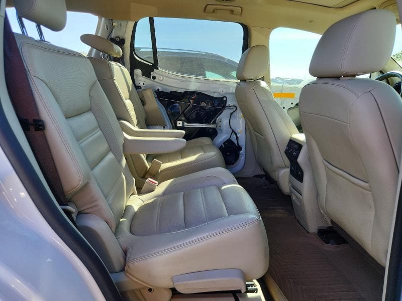 2017 GMC ACADIA DENALI 10