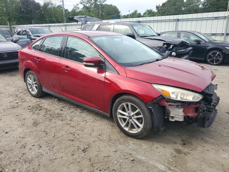2017 FORD FOCUS SE 4