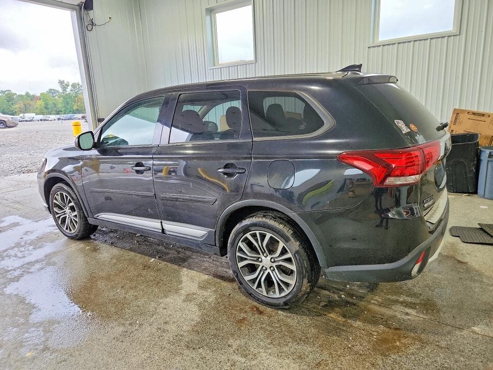 2017 MITSUBISHI OUTLANDER ES 2