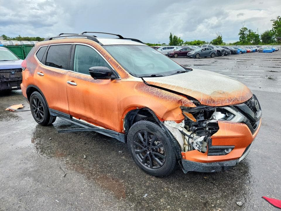 2018 NISSAN ROGUE SV 4