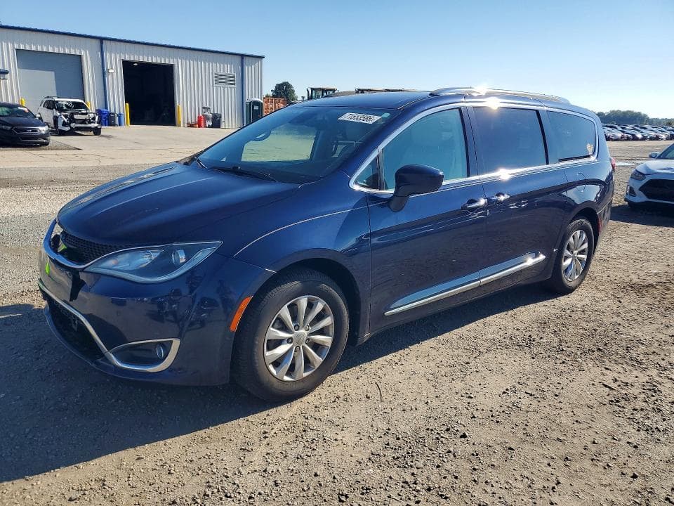 2018 CHRYSLER PACIFICA TOURING L PLUS - 1
