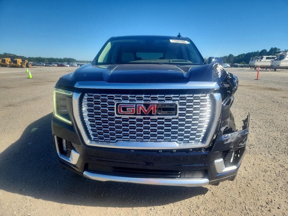 2021 GMC YUKON DENALI 5