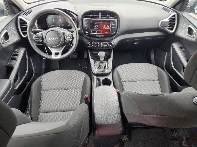 2023 KIA SOUL LX 8