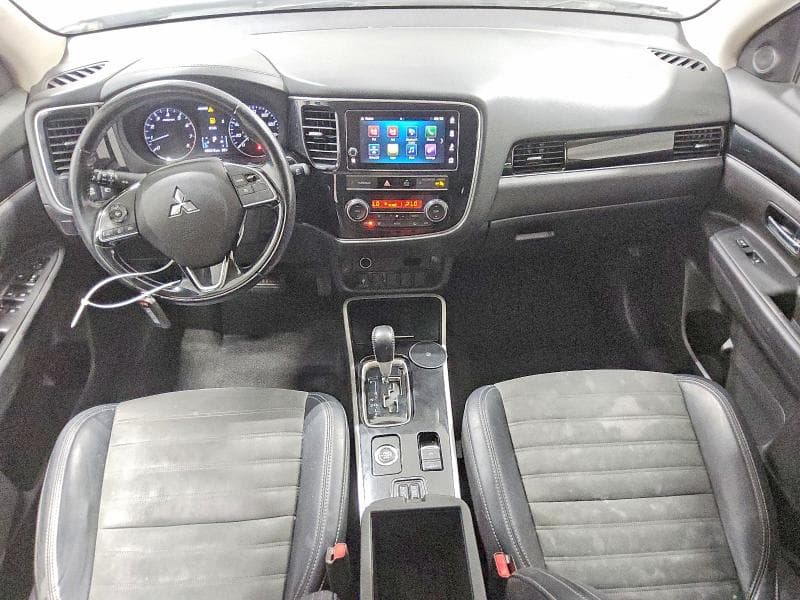 2019 MITSUBISHI OUTLANDER SE 8
