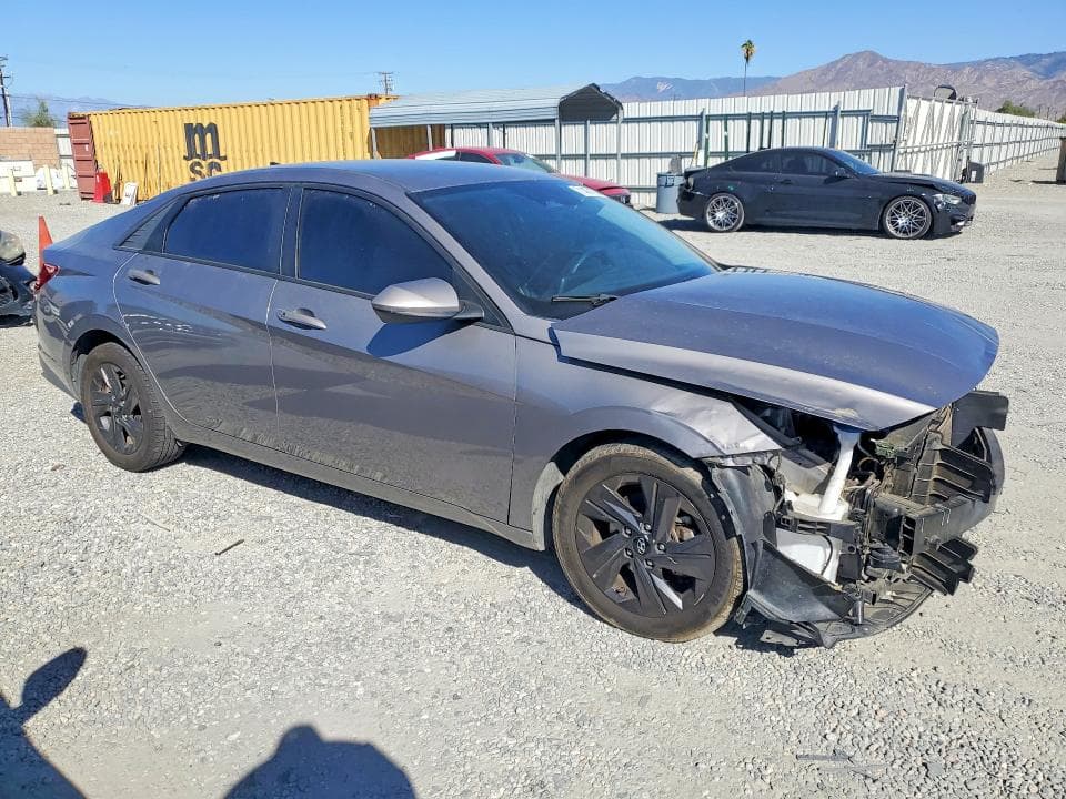 2021 HYUNDAI ELANTRA SEL 4