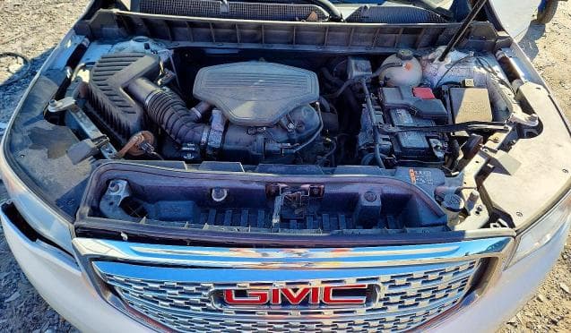 2017 GMC ACADIA DENALI 12