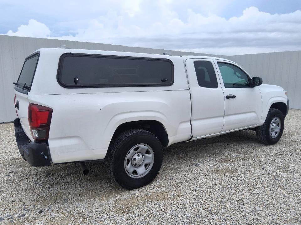 2023 TOYOTA TACOMA SR 3