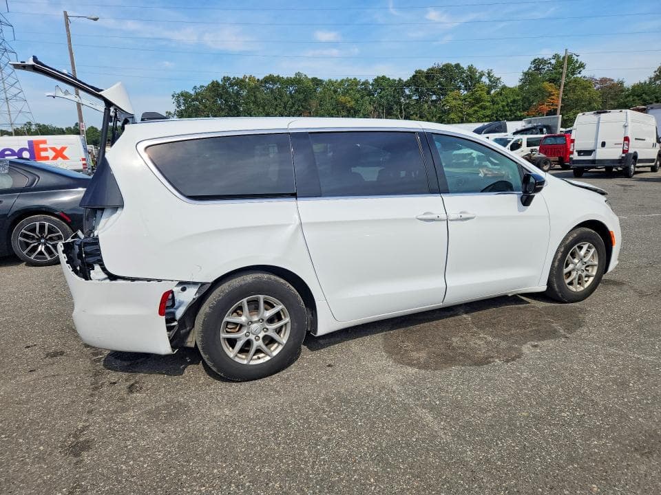 2026 CHRYSLER PACIFICA SELECT 3
